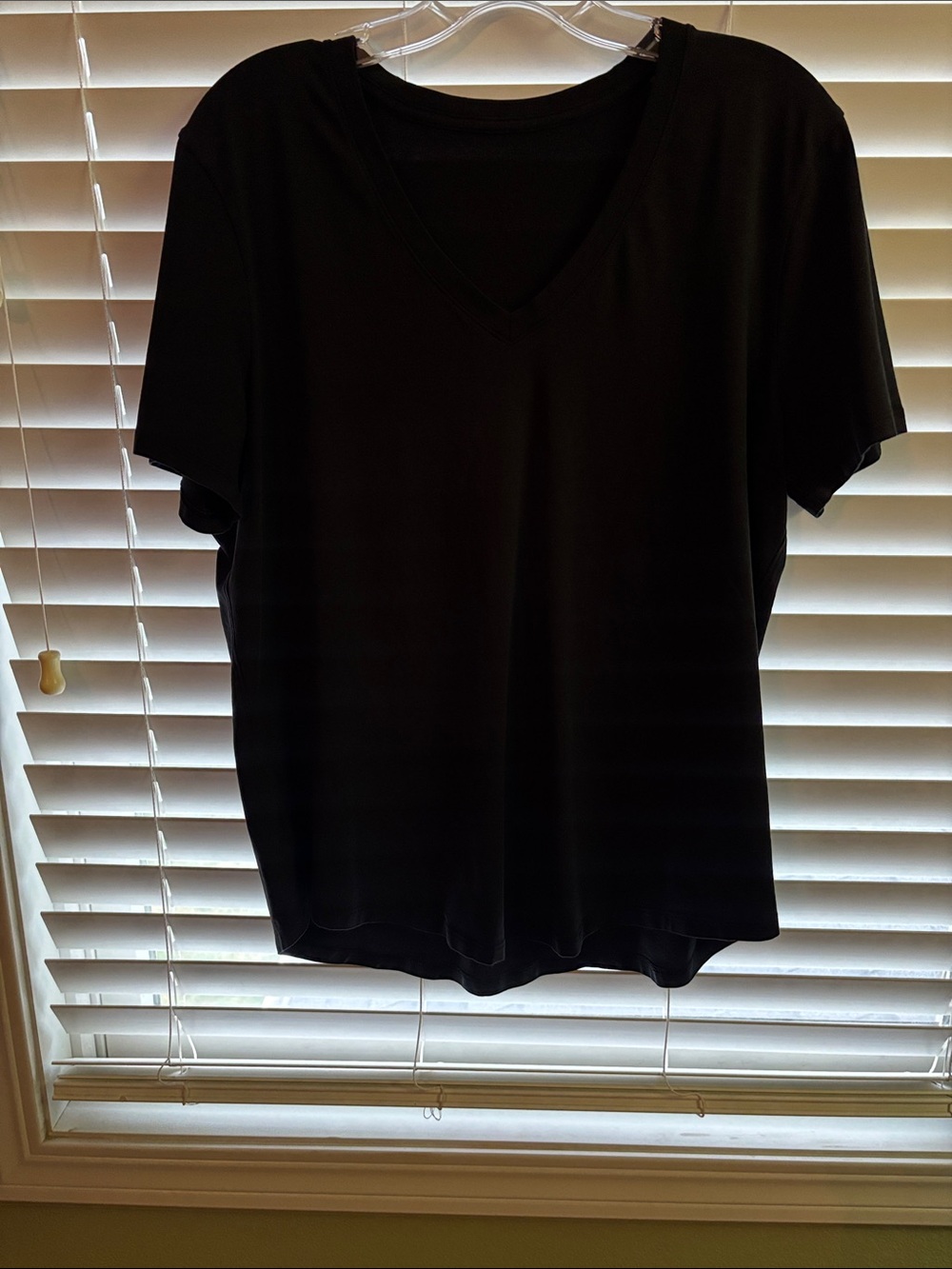 Women's Black V-Neck Short Sleeve Tee - Classic Everyday Top